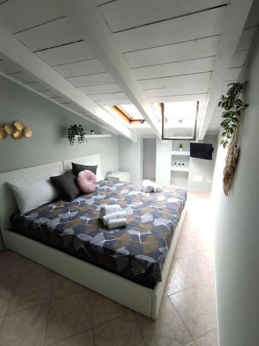 Free Parking Tiny House Wifi Netflix 15 Minuti Dal Duomo Apartment Milan Exterior photo