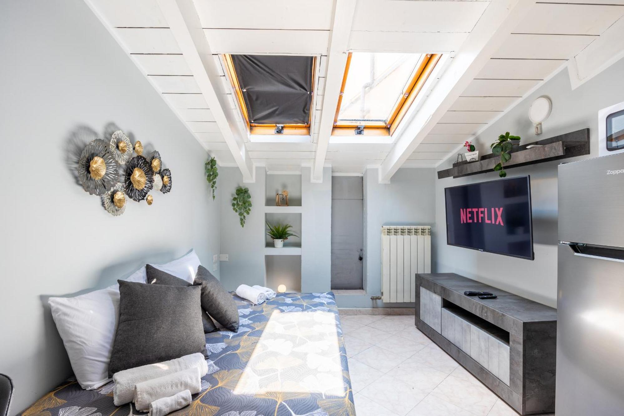 Free Parking Tiny House Wifi Netflix 15 Minuti Dal Duomo Apartment Milan Exterior photo