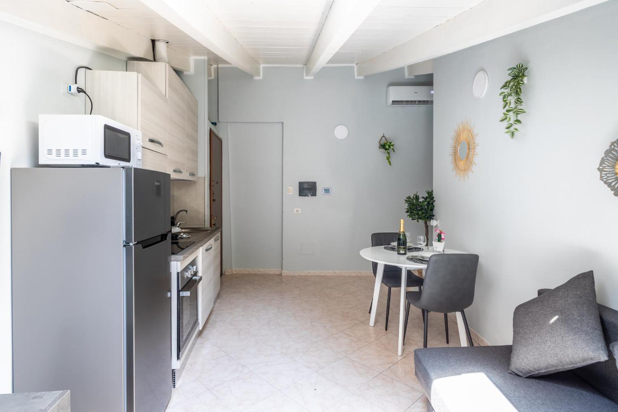 Free Parking Tiny House Wifi Netflix 15 Minuti Dal Duomo Apartment Milan Exterior photo